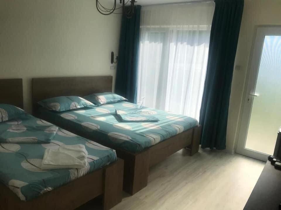 Pensiunea Paradis Băile Herculane Exteriér fotografie